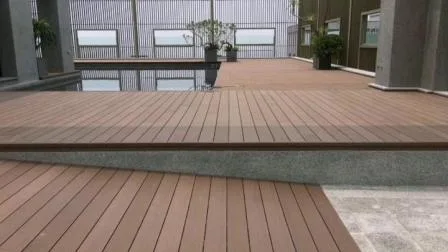 Hohler WPC-Deckboden für den Außenbereich aus Verbundwerkstoff für Schwimmbäder