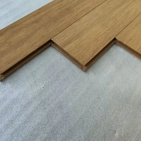 Hochwertiger, direkt ab Werk erhältlicher 8 mm, 12 mm dicker, individuell anpassbarer Massivholzboden im modernen Stil für Privathaushalte und Unternehmen